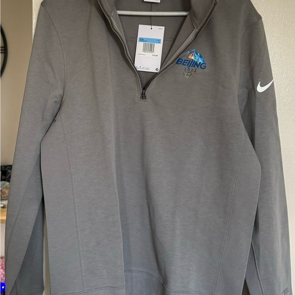 Original Nike Beijing Olympics 2022 sweatshirt Top Dri-Fit Medium - Picture 7 of 7